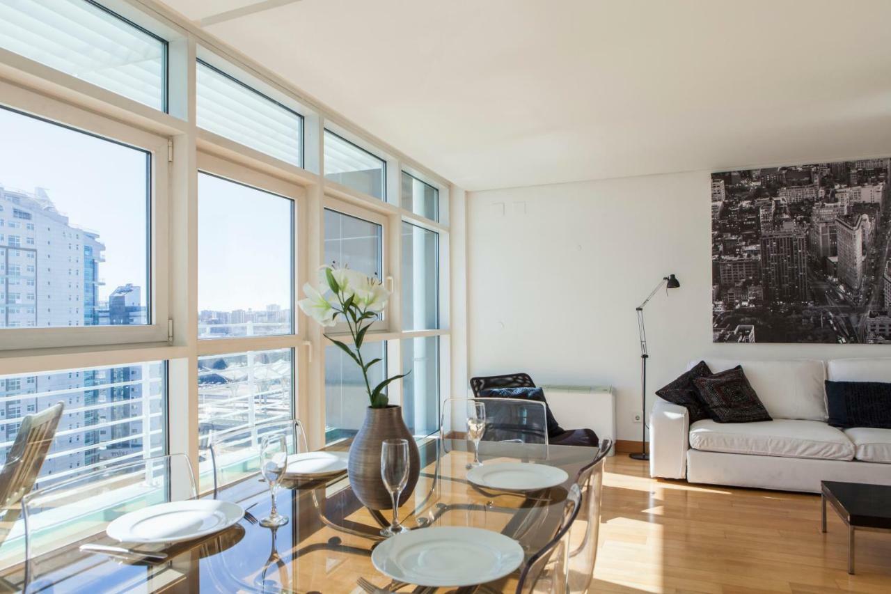 RENT4REST LISBON PARQUE DAS NAÇÕES 17Th FLOOR RIVER VIEW Exterior foto